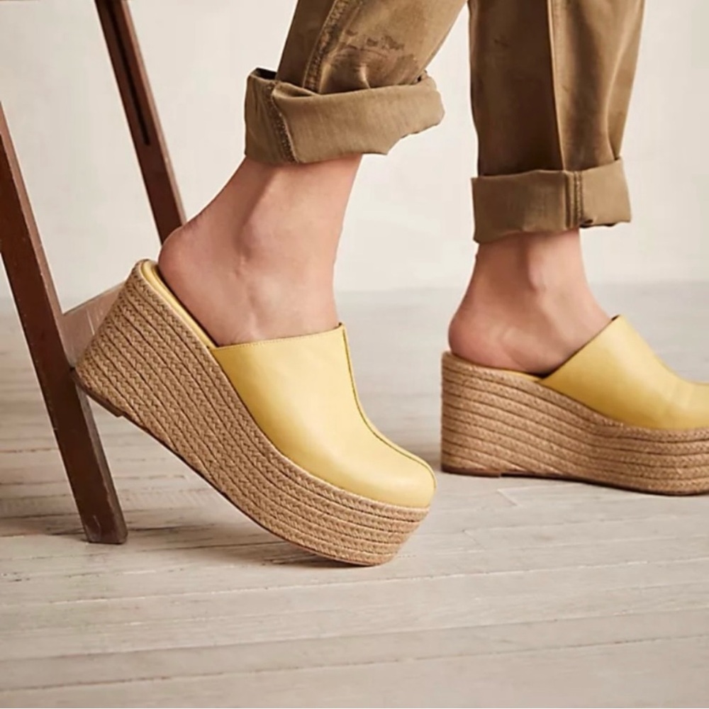 Paloma Barcelo Sacha Mules Platform Espadrille Clog Light Yellow size 41 US 10.5